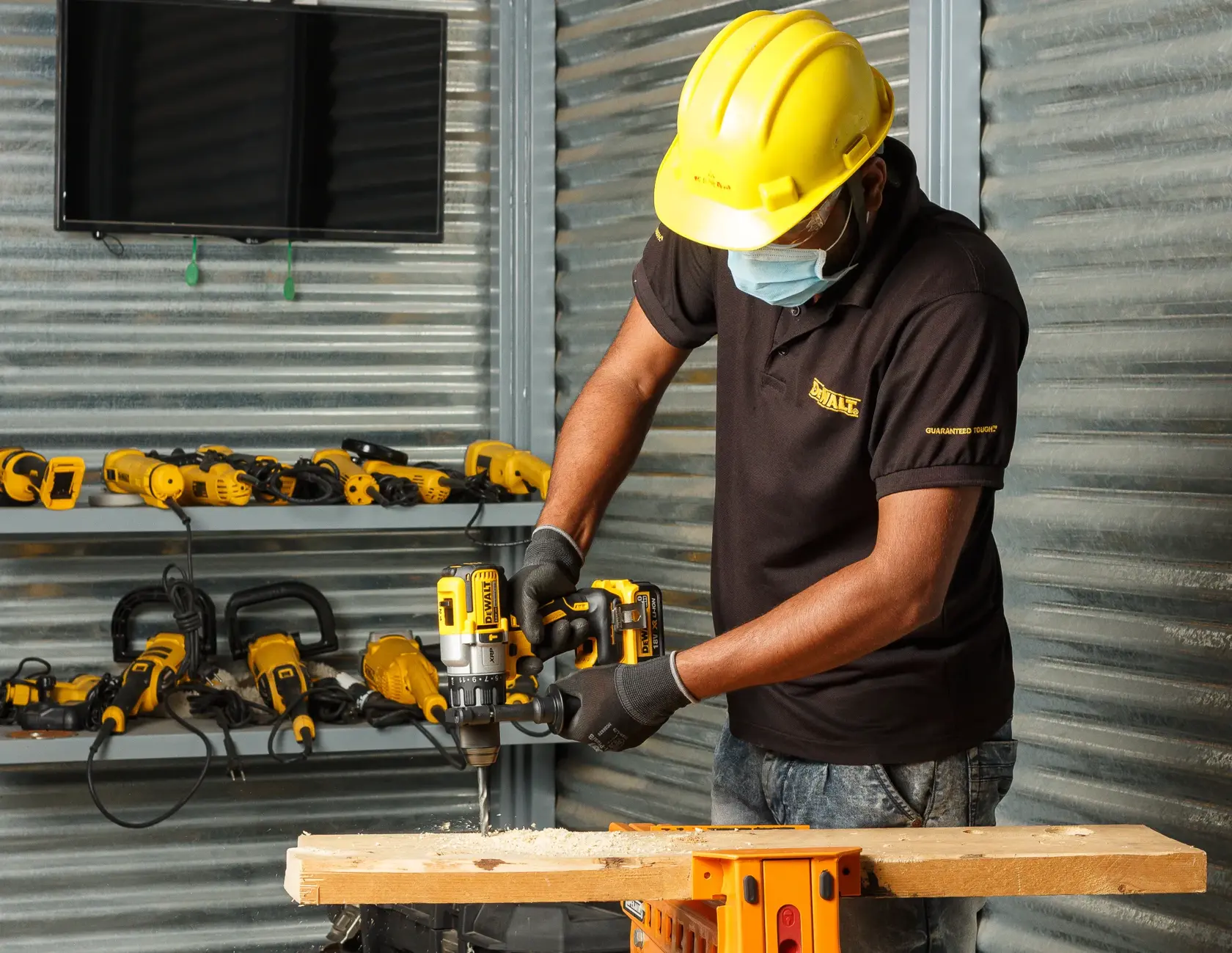 DEWALT® 18V XR® Martelo Sem Escovas Premium (Apenas Ferramenta)