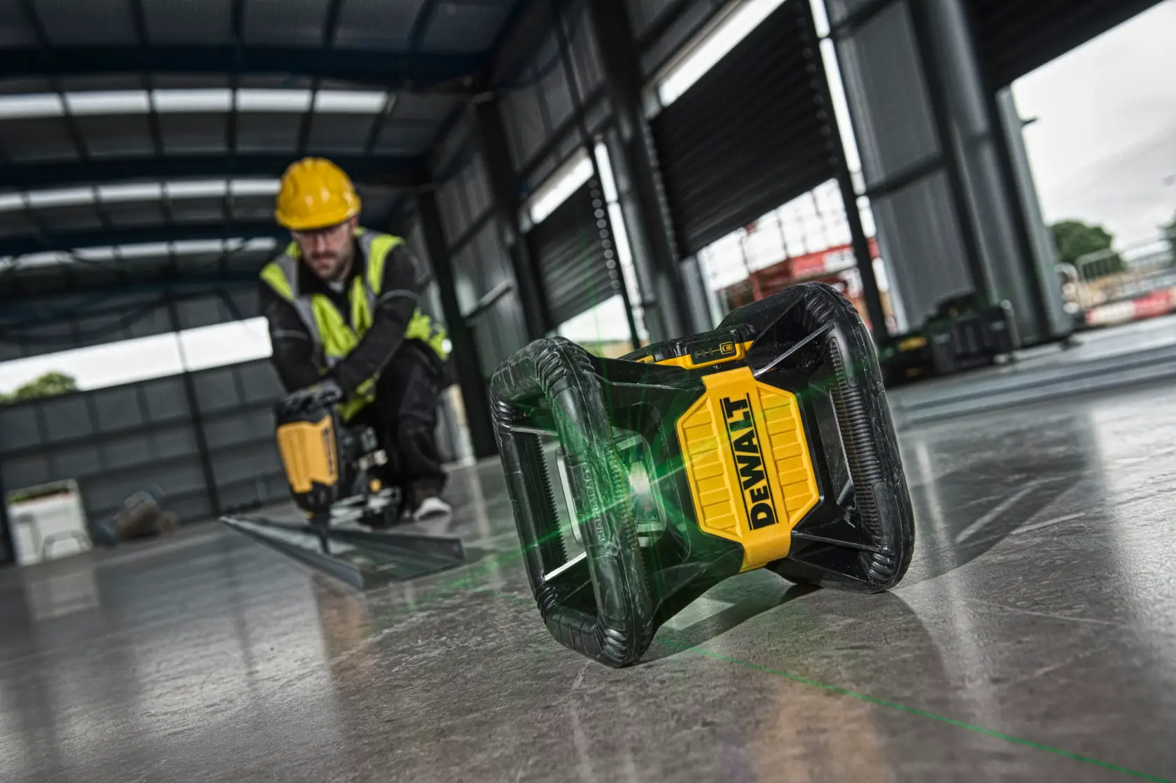 Nível Laser Rotativo autonivelante VERDE XR 18V com bateria Li-Ion 2Ah.