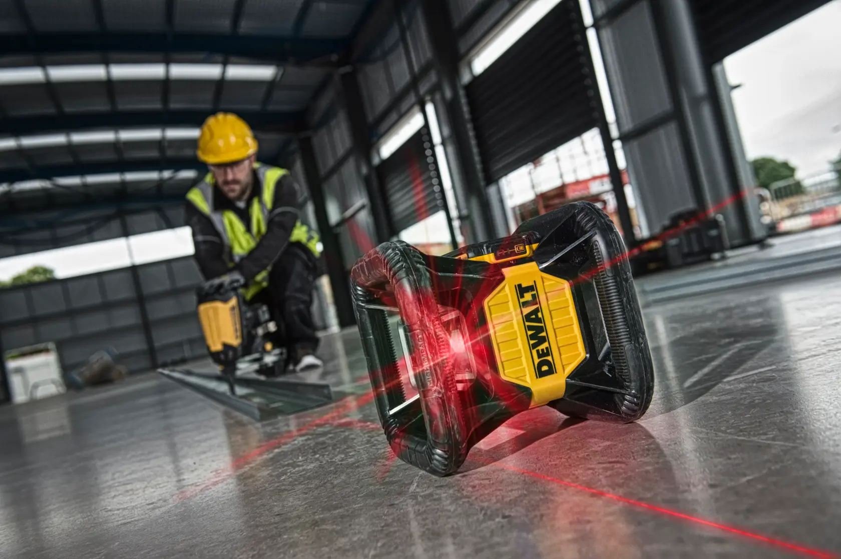 Nível Laser Rotativo autonivelante VERMELHO XR 18V com bateria Li-Ion 2Ah.