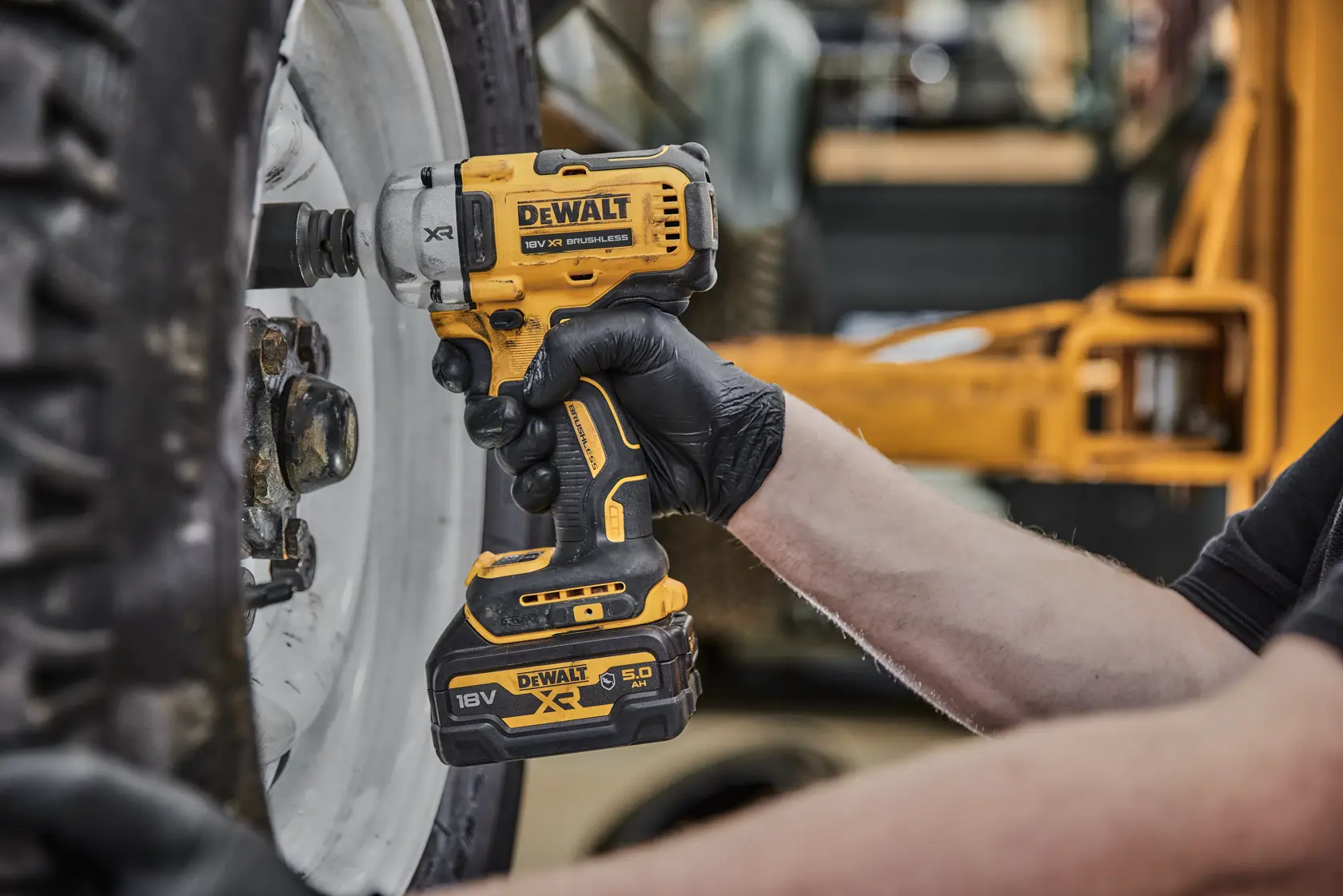 Chave Impacto sem escovas XR 18V 1/2" Torque Médio com anel de retenção