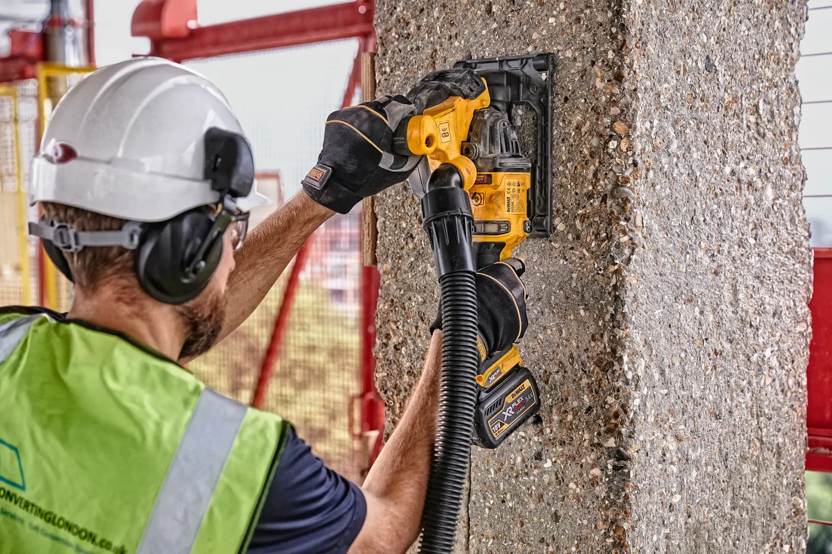 Serra para Abertura de Roços sem escovas XR FLEXVOLT 54V Li-Ion 6Ah