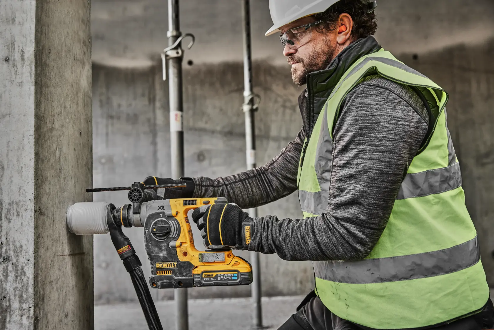 Martelo sem escovas XR 18V SDS plus® POWERSTACK Li-Ion 5Ah