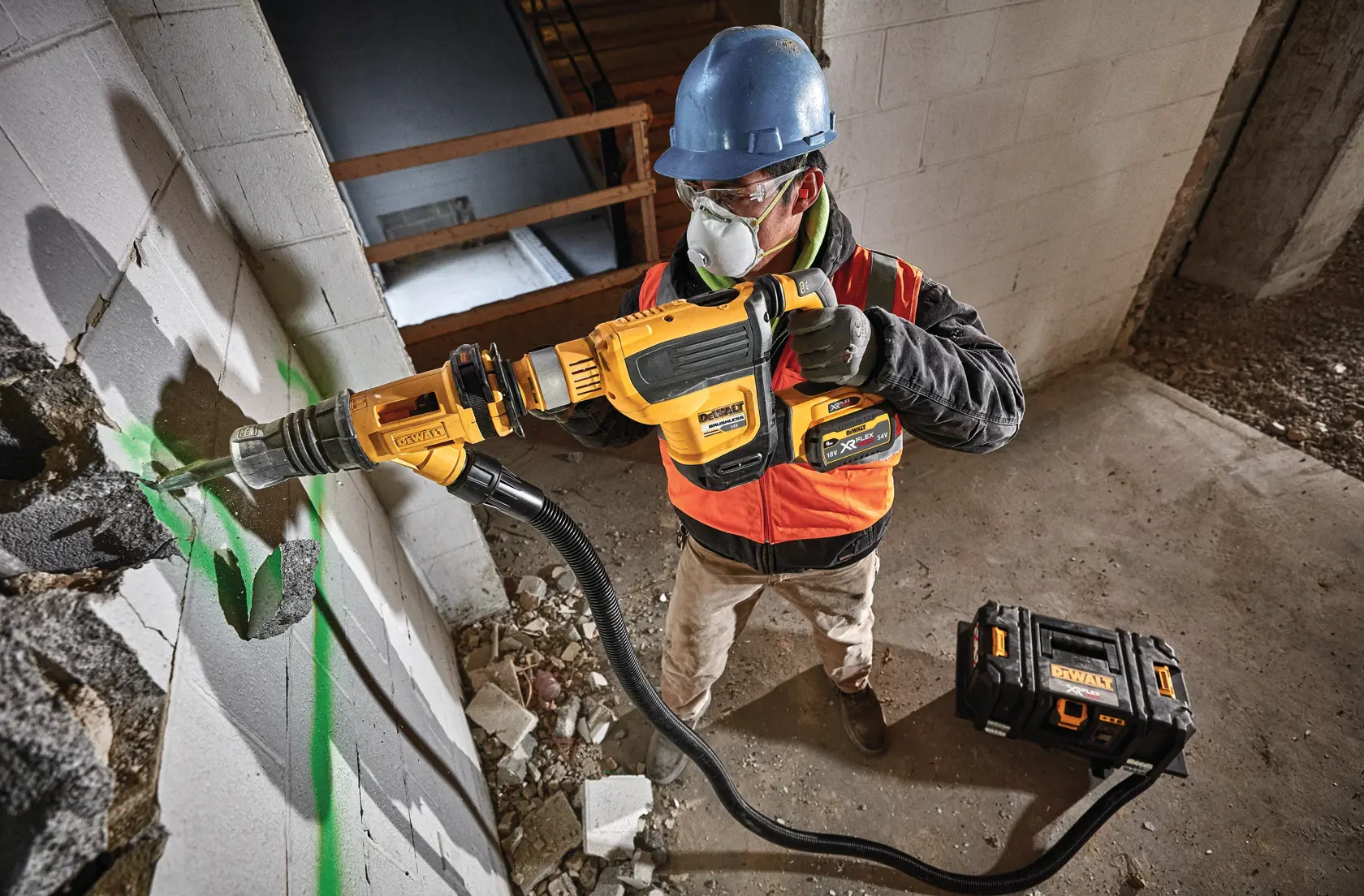 FURADEIRA DE MARTELO DEWALT® 54V XR® FLEXVOLT® 45mm SDS Max (Apenas Ferramenta)