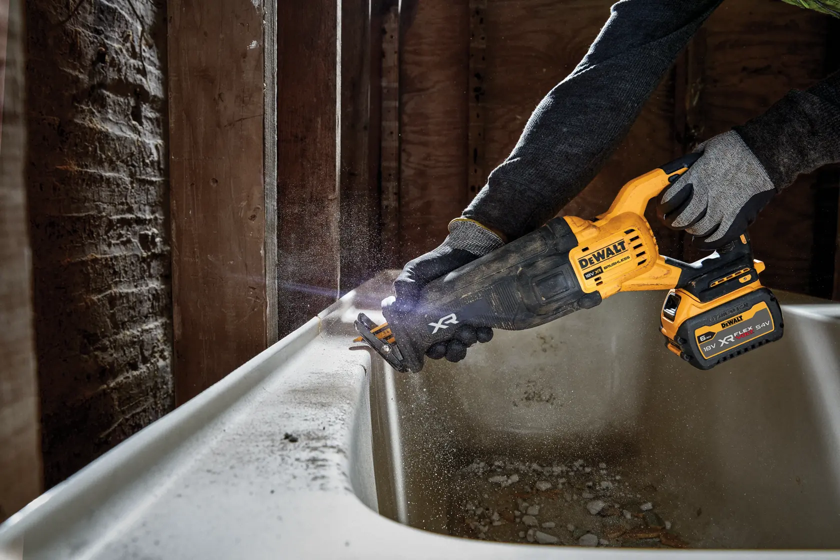 Serra recíproca DEWALT® XR® 18V XR com FLEXVOLT® ADVANTAGE™ (Apenas Ferramenta)