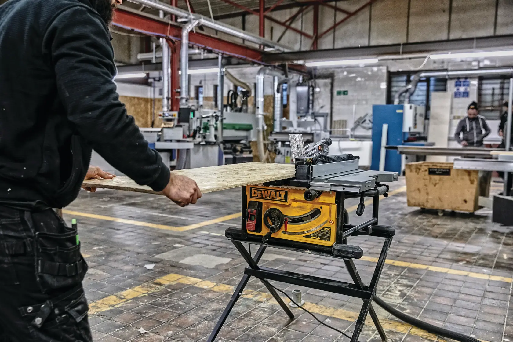 Mesa de Serrar 2.000W