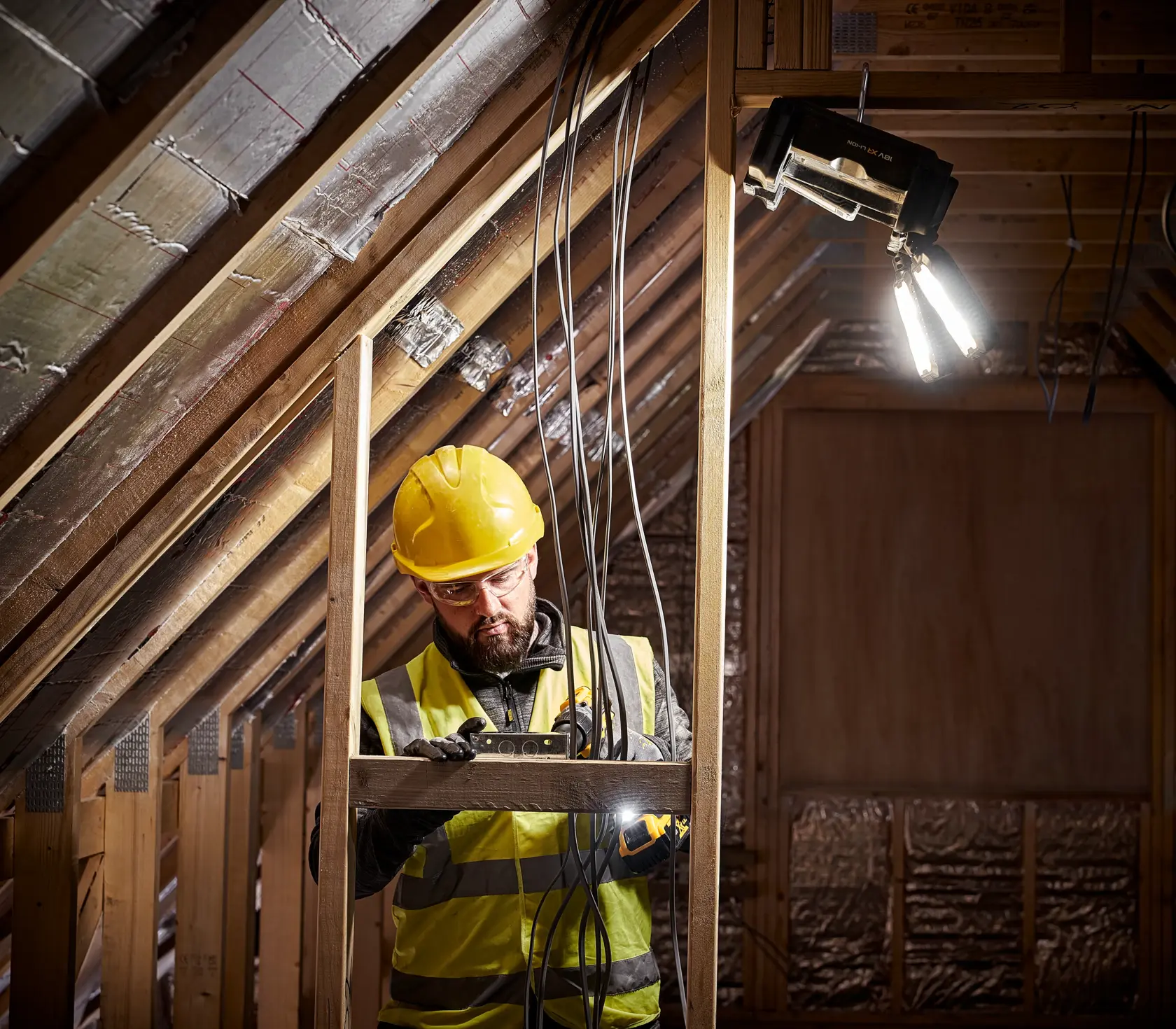 Caixa com luz TOUGHSYSTEM 2.0